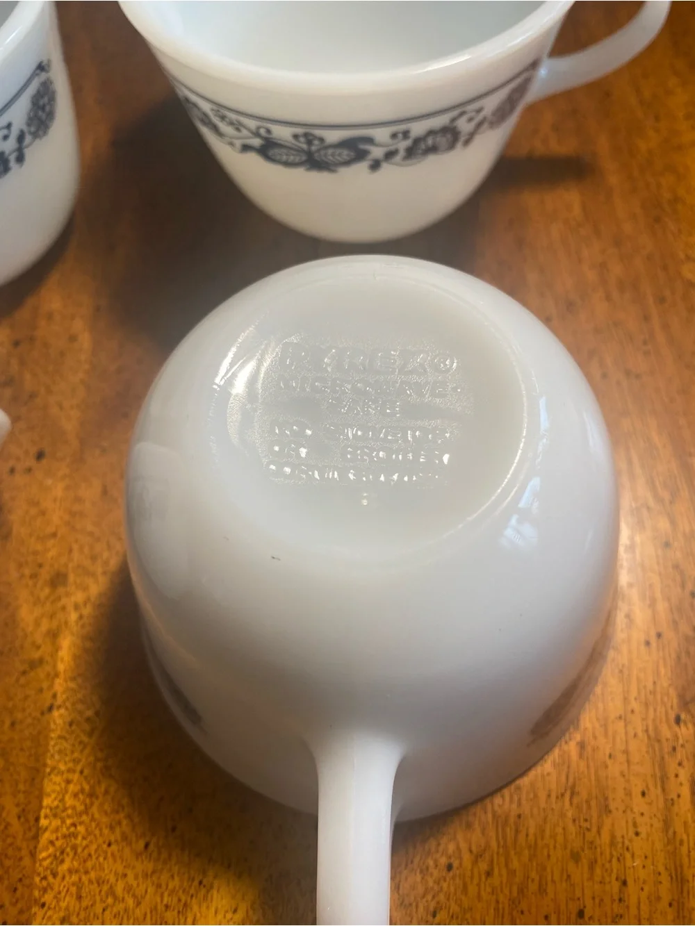 Pyrex Old Town 8 oz Teacup  (Set of 4)